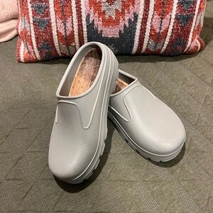 Aime Leon Dore Garden Clogs mens 6/6.5 women’s 7/7.5